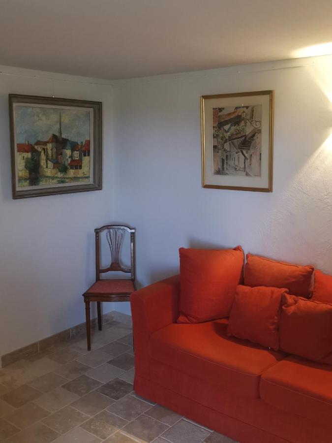 Bed and Breakfast Le Nid Des Arts Tourrettes Esterno foto