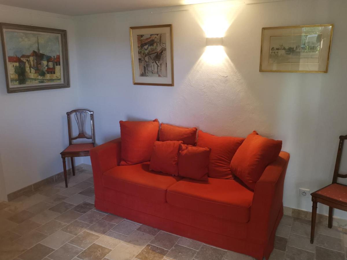 Bed and Breakfast Le Nid Des Arts Tourrettes Esterno foto