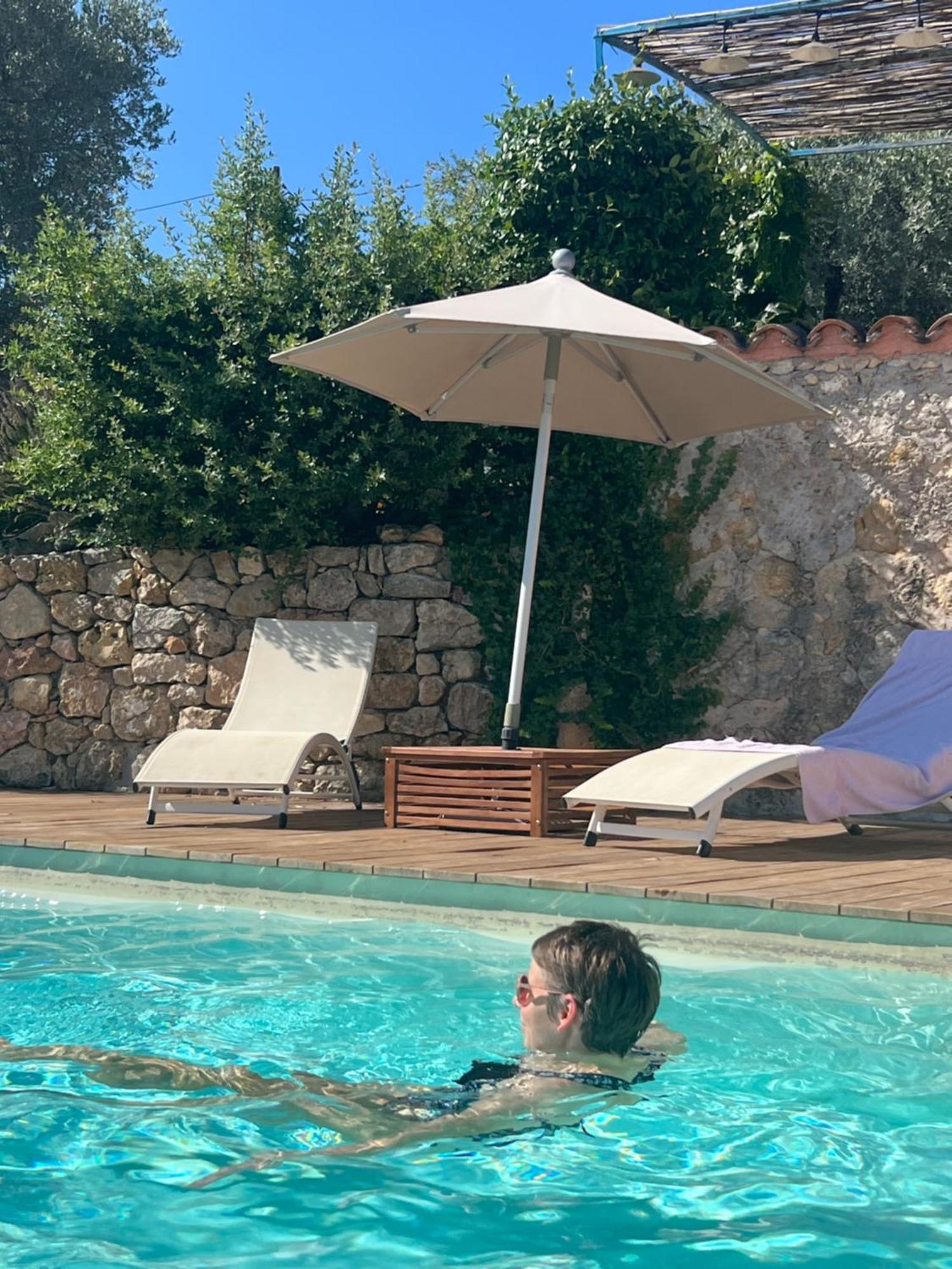 Bed and Breakfast Le Nid Des Arts Tourrettes Esterno foto